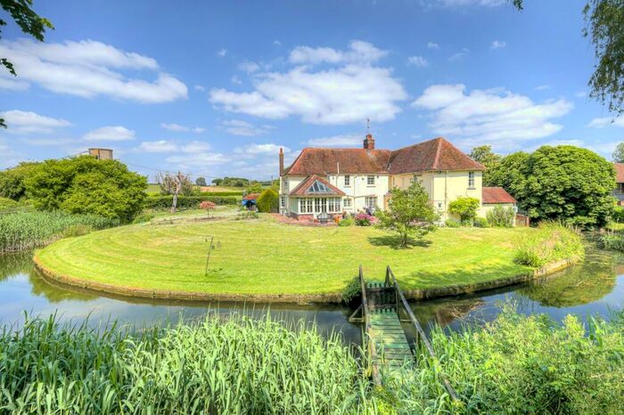 4 Bedroom Detached House For Sale In Newarks Road, Good Easter, Chelmsford, Essex, CM1