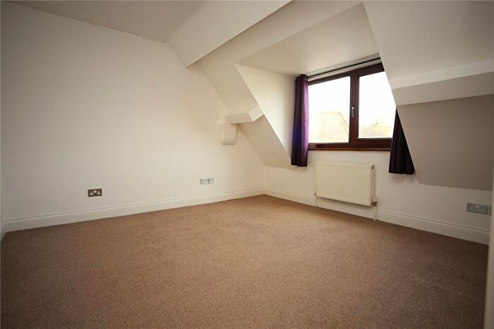 2 Bedroom Apartment To Rent In Albany Road, Cheltenham, GL50