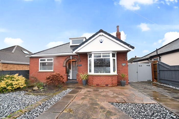 3 Bedroom Detached Bungalow For Sale In Springfield Road, Grimsby, DN33