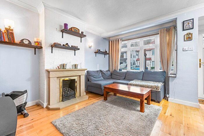 2 Bedroom Terraced House For Sale In Cranford Avenue, Staines-Upon-Thames, Surrey, TW19