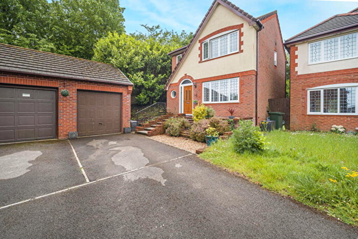 3 Bedroom Detached House For Sale In Llwyn-y-Groes, Bridgend, CF31