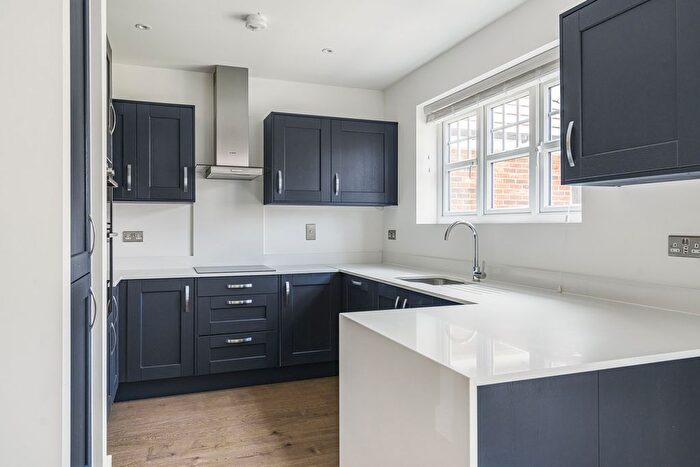 4 Bedroom Detached House To Rent In Plantagenet Close, Wallingford, OX10