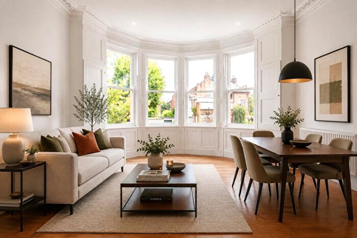 2 Bedroom Apartment For Sale In Clifton Park Road, Clifton, Bristol, BS8