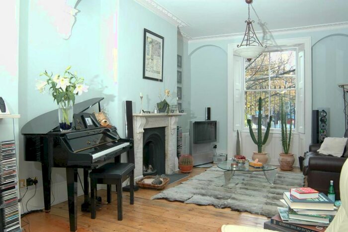 5 Bedroom House To Rent In Bow Road, Bow, London, E3