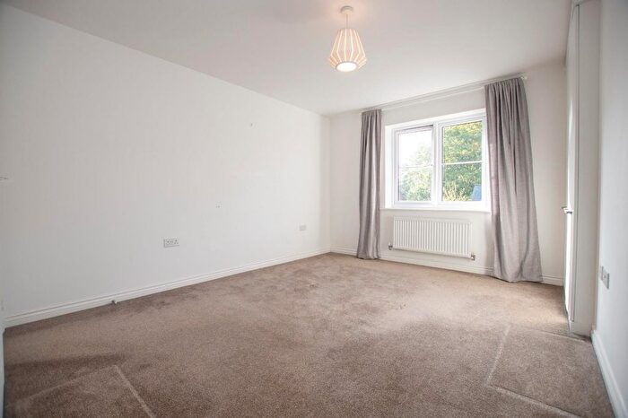 2 Bedroom End Of Terrace House To Rent In Sandyfields Lane, Colden Common, Winchester, SO21