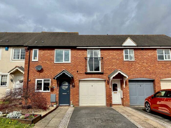 2 Bedroom Terraced House To Rent In Trentbridge Square, Exeter, EX2