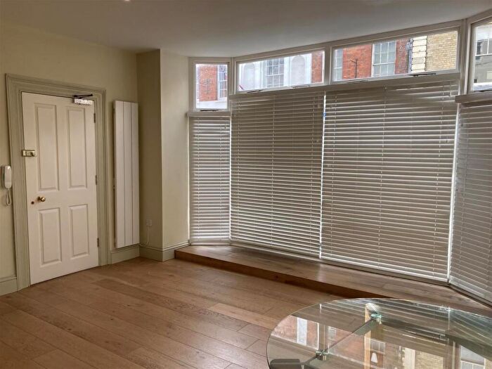 1 Bedroom Flat To Rent In High West Street, Dorchester, DT1