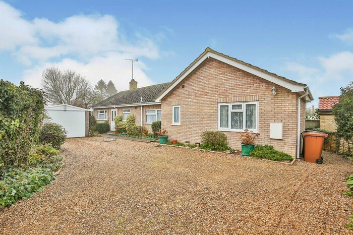 4 Bedroom Detached Bungalow For Sale In Houghton Lane, North Pickenham, Swaffham PE37