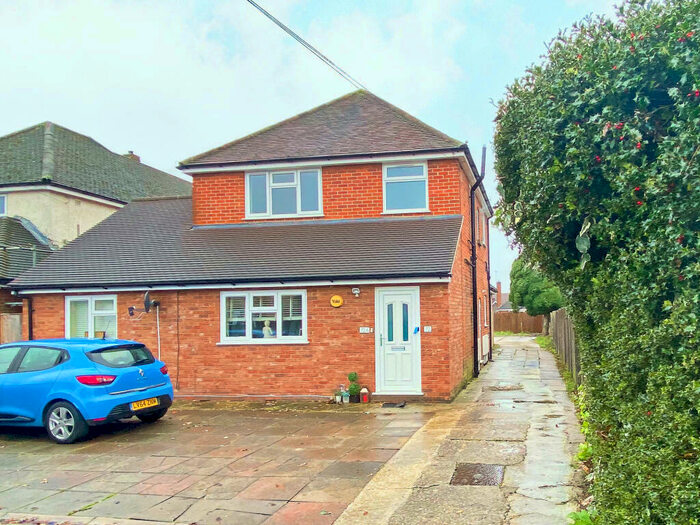 2 Bedroom Maisonette To Rent In Mytchett Road, Mytchett, GU16