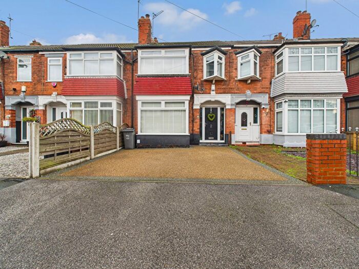 3 Bedroom Terraced House For Sale In Mead Street, Hull, HU8
