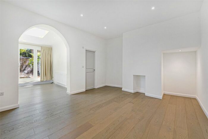 4 Bedroom Terraced House To Rent In St. Barnabas Street, Belgravia, London, SW1W