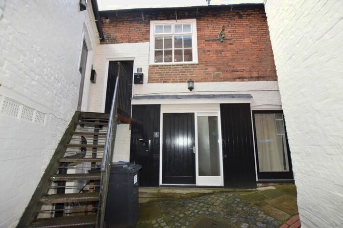 1 Bedroom Flat To Rent In Shakespeare Court, Union Street, Ashbourne, Derbyshire, DE6