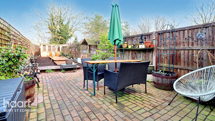 3 Bedroom Terraced House For Sale In Klondyke, Bury St Edmunds, IP32