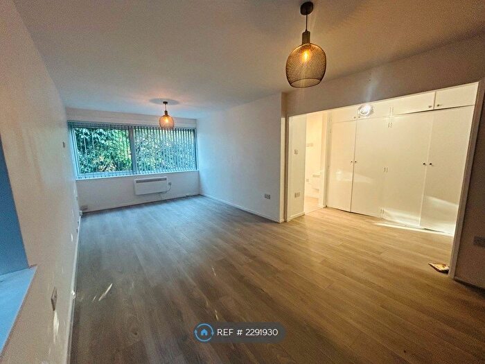 1 Bedroom Flat To Rent In Westbourne Road, Edgbaston, B15