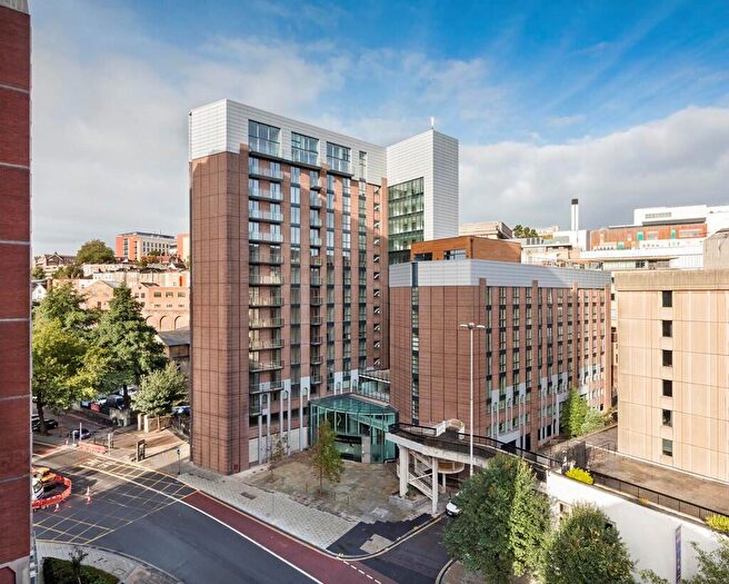 1 Bedroom Apartment To Rent In Number One Bristol, Lewins Mead, BS1