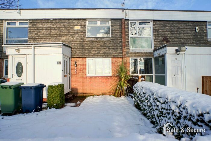 2 Bedroom Flat To Rent In Fell Close, Albany, Washington, NE37