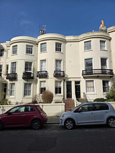 1 Bedroom Flat To Rent In Lansdowne Place, Hove, BN3