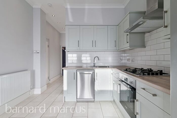 2 Bedroom Flat To Rent In Albany Road, Brentford, TW8