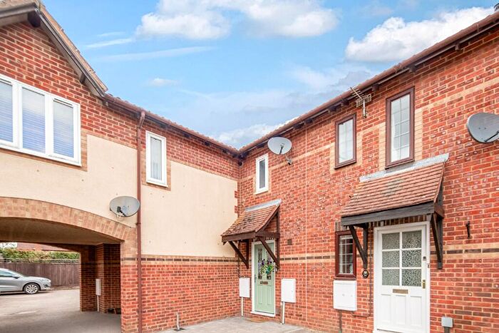 3 Bedroom Terraced House For Sale In Japonica Close, Bicester, Oxfordshire, OX26