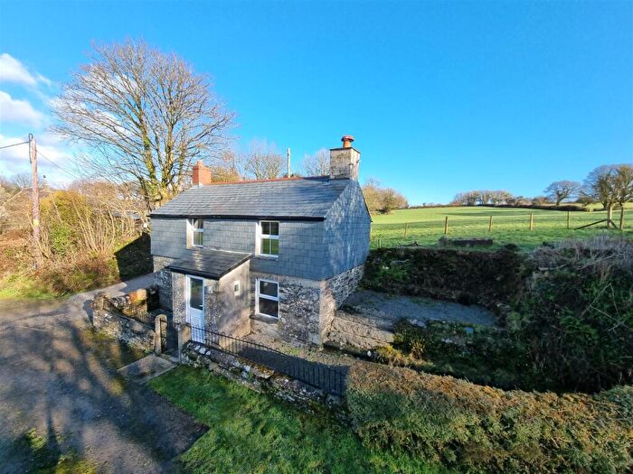 2 Bedroom Cottage For Sale In Coads Green, Launceston, PL15