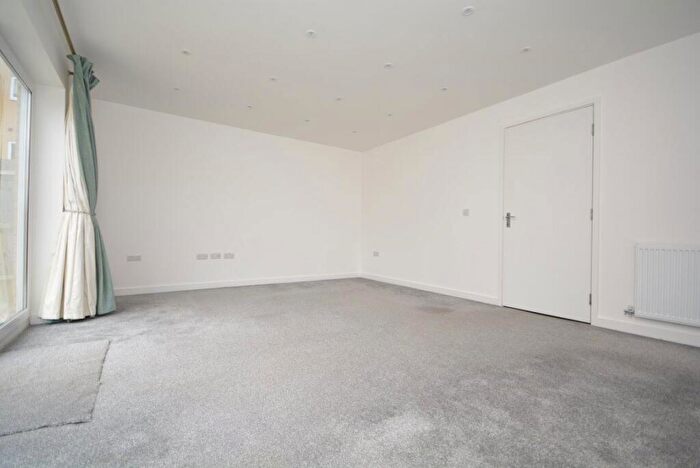 4 Bedroom House To Rent In Meridian Close, Ramsgate, CT12