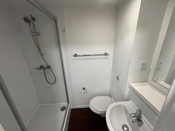 Flat To Rent In Howard Lane, Sheffield, S1