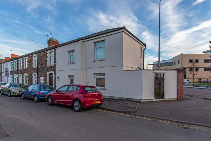 2 Bedroom Private Hall To Rent In Minister Street, Cathays, CF24