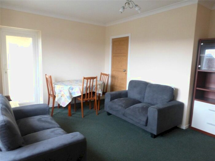 2 Bedroom Flat To Rent In Rankin Avenue, Newington, Edinburgh, EH9