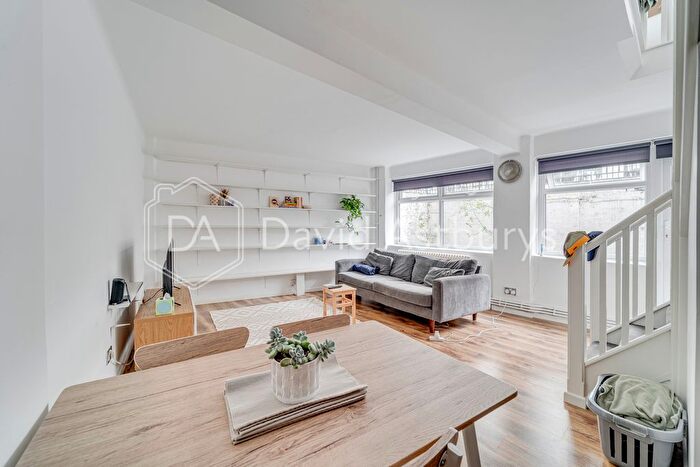 1 Bedroom Maisonette To Rent In Laburnum Street, Haggerston, London, E2
