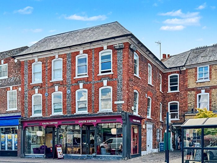 2 Bedroom Flat For Sale In Market Place, Wantage, OX12