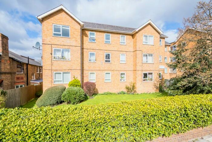 1 Bedroom Flat To Rent In Wood Vale, Forest Hill, London, SE23