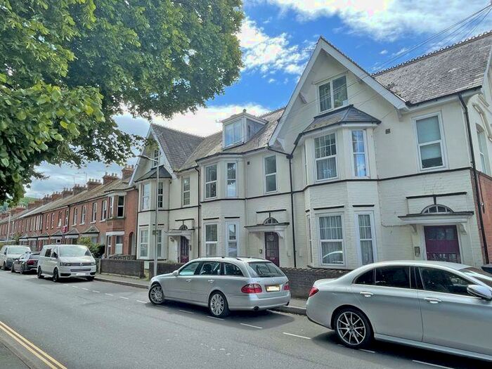 1 Bedroom Flat To Rent In All Saints Road, Sidmouth, EX10