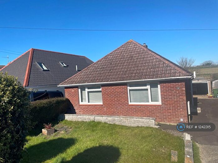 3 Bedroom Detached House To Rent In Grafton Avenue, Weymouth, DT4