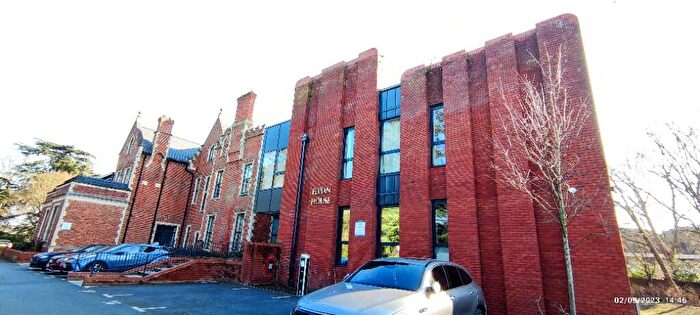 1 Bedroom Flat To Rent In Nixey Close, Slough, Berkshire, SL1