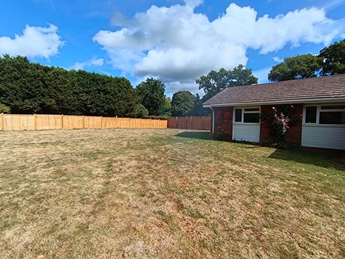 4 Bedroom Bungalow To Rent In Rossway, Berkhamsted, HP4