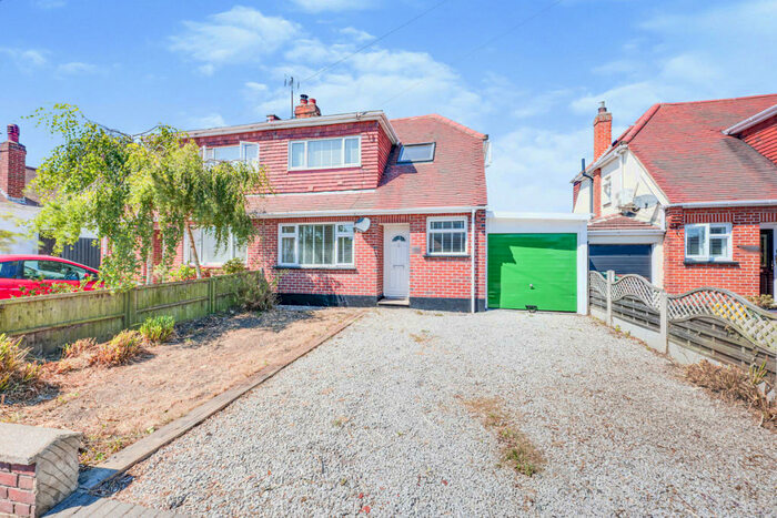 3 Bedroom Semi-Detached House To Rent In Olive Avenue, Leigh-on-sea, SS9