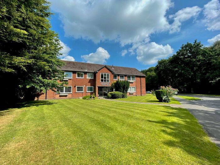 1 Bedroom Flat To Rent In Northbrook Road, Shirley, Solihull, West Midlands, B90