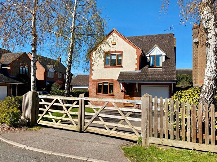 4 Bedroom Detached House To Rent In Mallets End, Quainton, HP22