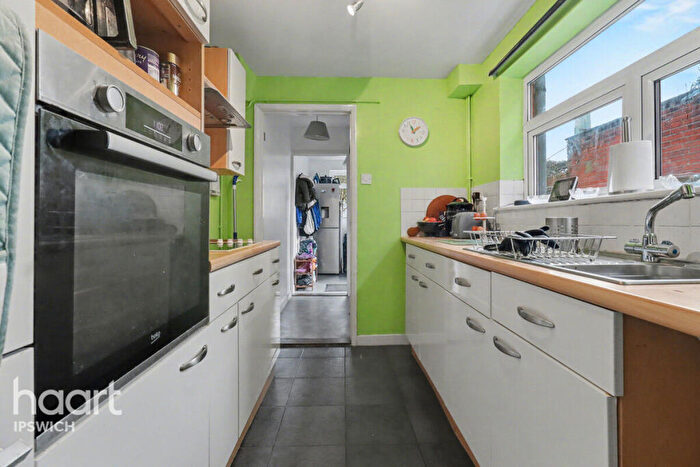 2 Bedroom Semi Detached House For Sale In York Road, Ipswich, IP3