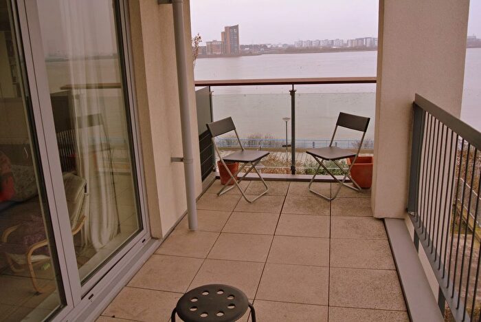 3 Bedroom Flat To Rent In Argyll Road, Woolwich, SE18