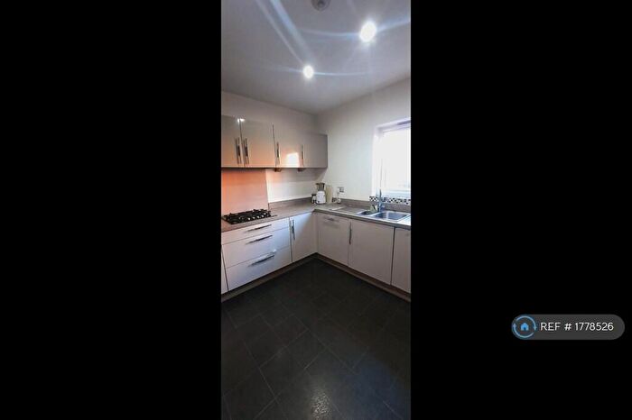 3 Bedroom Semi-Detached House To Rent In Marquess Drive, Bletchley, Milton Keynes, MK2