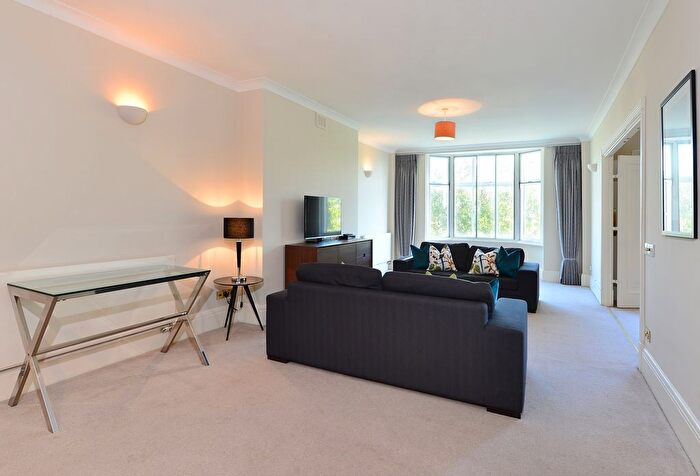 5 Bedroom Flat To Rent In Park Road, St Johns Wood, NW8