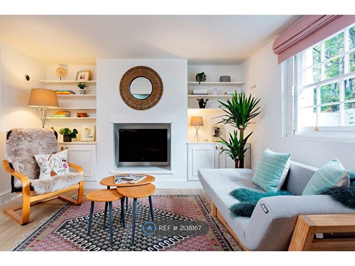 1 Bedroom Flat To Rent In Clapham Manor Street, London, SW4