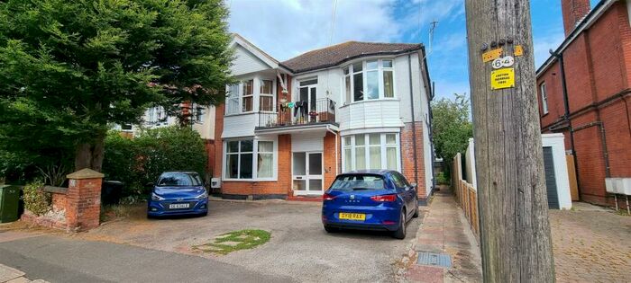 Apartment To Rent In Shakespeare Road, Worthing, BN11