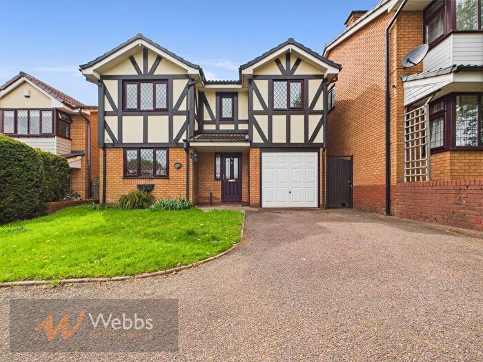 4 Bedroom Detached House For Sale In Brook Meadow Road, Shelfield, WS4