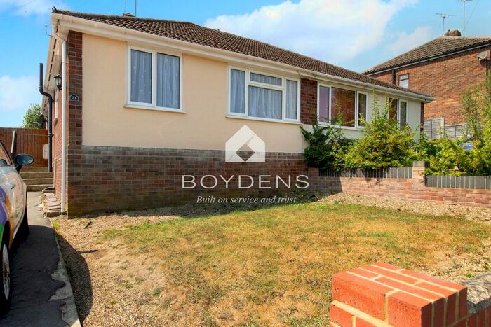 2 Bedroom Semi-Detached Bungalow To Rent In Prior Way, Colchester, Essex, CO4