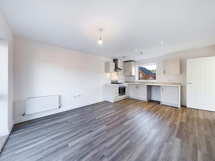 2 Bedroom Coach House To Rent In Bordon, GU35