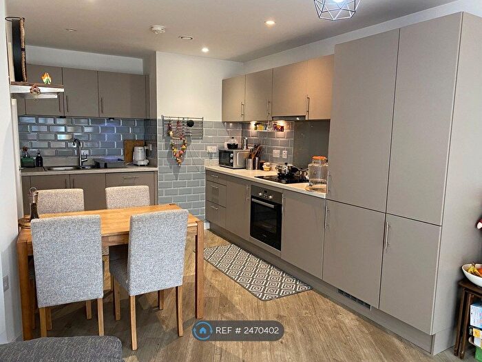2 Bedroom Flat To Rent In West Green, Crawley, RH11