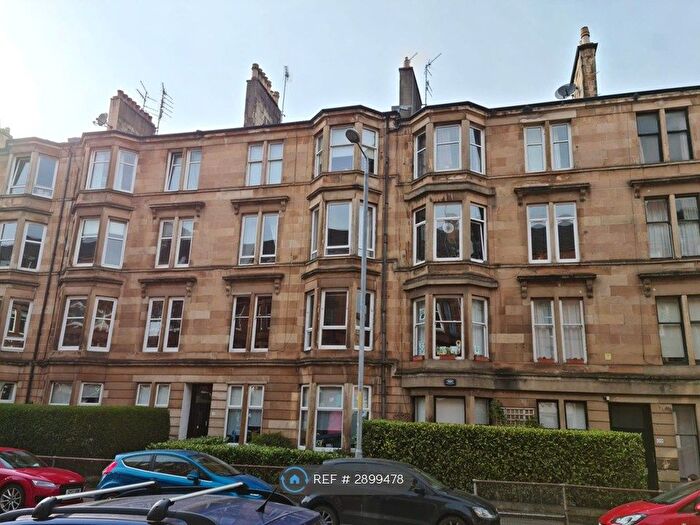 2 Bedroom Flat To Rent In Queen Margaret Drive, Glasgow, G20