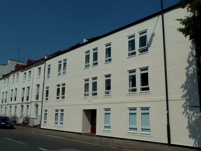 2 Bedroom Flat To Rent In Brunswick Street, Leamington Spa, CV31